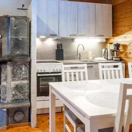 فيلة Kolin Aamuranta