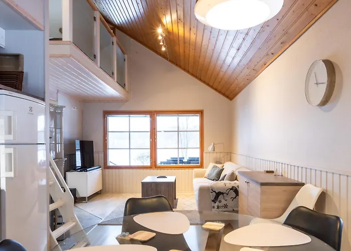 Kolin Aamuranta فيلة *